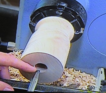 Hollowing the bowl with a carbide tool